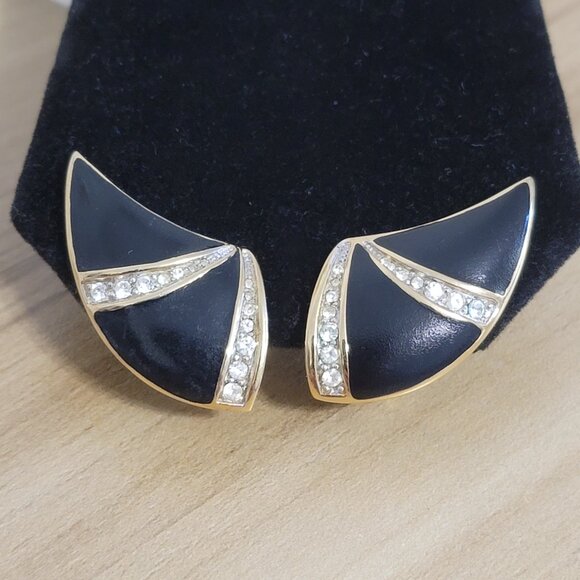 Vintage Monet - Horn Shape Post Earrings - Picture 1 of 2